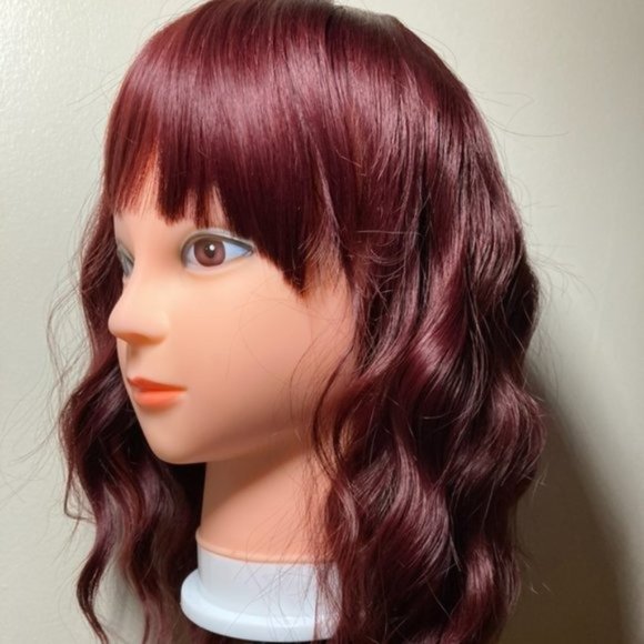 Bob Wig with Bangs - Picture 3 of 9